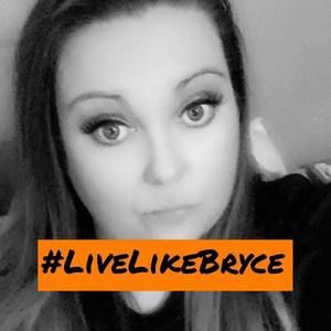 Meet your Posher, Corinna